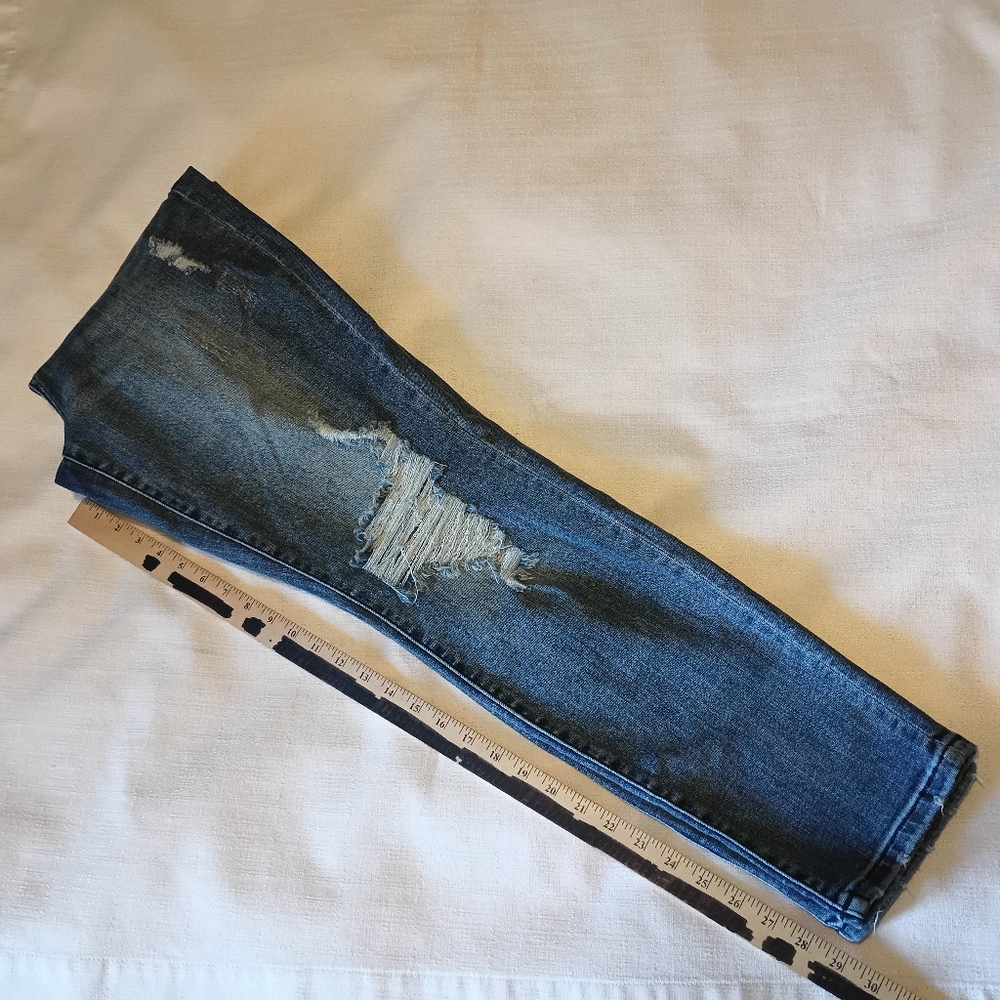 JUDY BLUE Jeans Women's Size 11/30 High-Rise Boyfriend Fit Distressed Stretch. - Picture 15 of 16